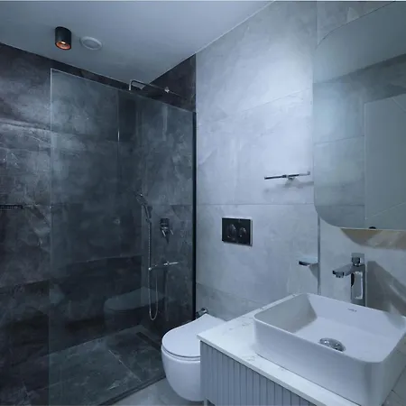 Q'in Homes Pansiyon *